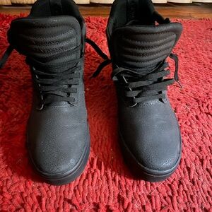 Supra Black Skytop high top Sneakers for Men. Excellent condition no box